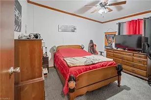 1025 Mitchell Rd, Pilot Mountain, NC 27041 - Photo 33