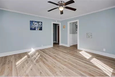 206 W Edgewood Circle, Asheboro, NC 27205 - Photo 5