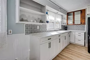 206 W Edgewood Cir, Asheboro, NC 27205 - Photo 9