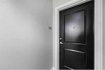 201 N Elm Street #1404, Greensboro, NC 27401 - Photo 39