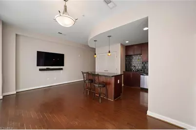 201 N Elm Street #1404, Greensboro, NC 27401 - Photo 17