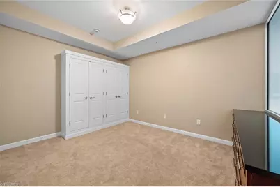 201 N Elm Street #1404, Greensboro, NC 27401 - Photo 33