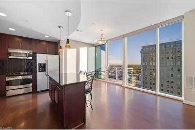 201 N Elm Street #1404, Greensboro, NC 27401 - Photo 5