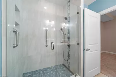 201 N Elm Street #1404, Greensboro, NC 27401 - Photo 29