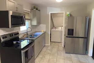 1221 Woodbriar Ave, Greensboro, NC 27405 - Photo 7