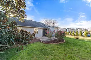 4212 Sullivan's Lake Dr, Greensboro, NC 27410 - Photo 13