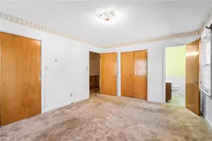 1835 Greentree Rd, Burlington, NC 27217 - Photo 21