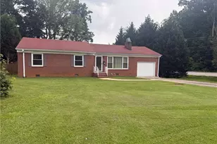 100 Kirk Rd, Greensboro, NC 27455 - Photo 17