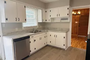 100 Kirk Rd, Greensboro, NC 27455 - Photo 7