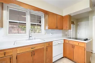 1210 Jefferson Rd, Greensboro, NC 27410 - Photo 9