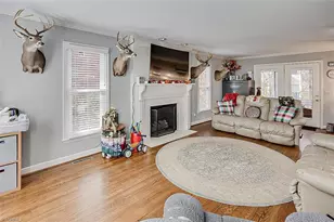 947 Rockcliff Terrace, Asheboro, NC 27205 - Photo 5