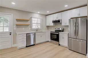 3108 Beaconwood Dr, Greensboro, NC 27455 - Photo 11