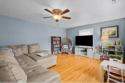 210 W King Street, King, NC 27021 - Photo 5