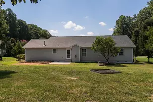 8008 Daltonshire Dr, Oak Ridge, NC 27310 - Photo 31