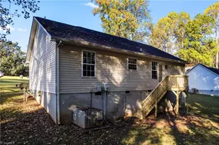 308 Hickory Ln, Salisbury, NC 28147 - Photo 27