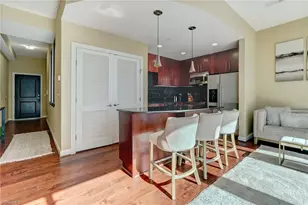 201 Elm St, Greensboro, NC 27401 - Photo 11