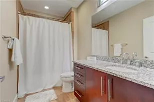 201 Elm St, Greensboro, NC 27401 - Photo 17