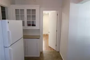 1529 First St, Winston-Salem, NC 27104 - Photo 5