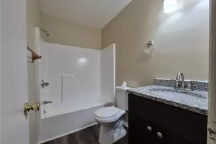 1506 Oakshire Ct, Winston-Salem, NC 27107 - Photo 7