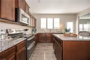 112 Scotch Moss Dr, Advance, NC 27006 - Photo 7