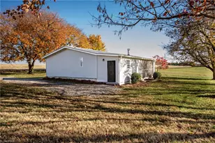 943 Tabor Rd, Olin, NC 28660 - Photo 3