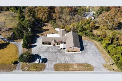 5043 Meadowbrook Drive, Trinity, NC 27370 - Photo 5