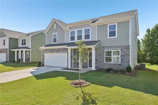 382 Shiloh Wy, Mebane, NC 27302 - Photo 3