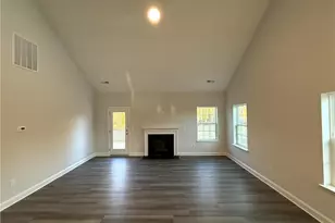 3555 Kirkland Ct, Burlington, NC 27217 - Photo 9