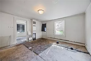 1302 Sidney Ave, Burlington, NC 27217 - Photo 5