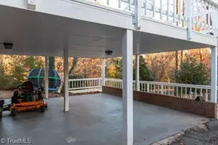 1405 Lyndhurst Dr, High Point, NC 27262 - Photo 41