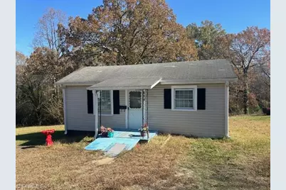 515 Smith Street, Burlington, NC 27217 - Photo 1