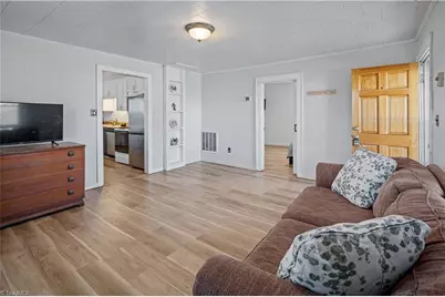 9589 Nc 268, Elkin, NC 28621 - Photo 11