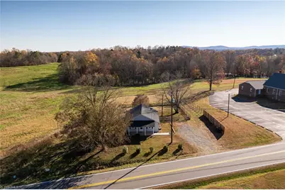 9589 Nc 268, Elkin, NC 28621 - Photo 5