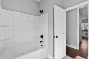 4503 Holland Rd, Greensboro, NC 27405 - Photo 23