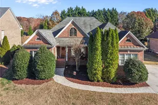 2403 N Beech Ln, Greensboro, NC 27455 - Photo 23