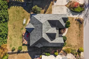 2403 N Beech Ln, Greensboro, NC 27455 - Photo 47