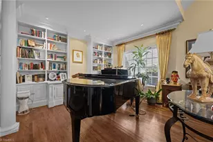 2403 N Beech Ln, Greensboro, NC 27455 - Photo 9