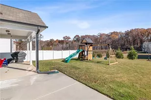 1035 Turfwood Trl, Pfafftown, NC 27040 - Photo 37