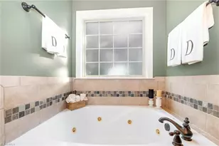 4910 Fox Chase Rd, Greensboro, NC 27410 - Photo 19