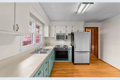 3005 Trenton Road, Greensboro, NC 27408 - Photo 13