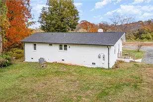 731 Zenna Ln, Reidsville, NC 27320 - Photo 29