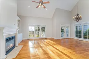 5 Linden Ln, Greensboro, NC 27410 - Photo 7