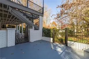 32 Kemp Rd E, Greensboro, NC 27410 - Photo 37