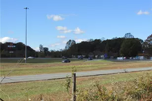 905 Knox Rd, McLeansville, NC 27301 - Photo 5