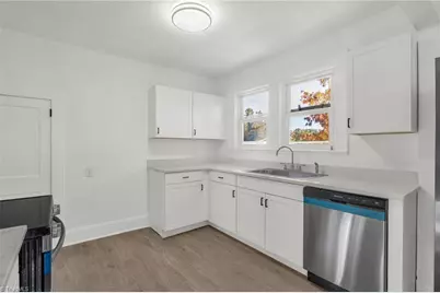 516 S Hamilton Street, Eden, NC 27288 - Photo 11