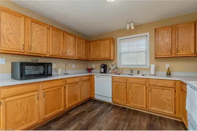 637 Sunset Ridge Lane, Lexington, NC 27295 - Photo 13