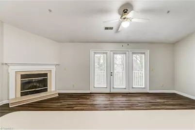 5934 Friendly Avenue #K, Greensboro, NC 27410 - Photo 11