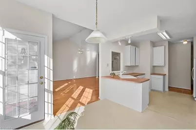 4603 Laurel Run Drive, Greensboro, NC 27410 - Photo 9