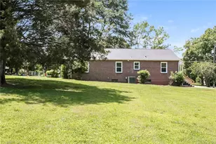 331 Skyview Dr, Winston-Salem, NC 27127 - Photo 15