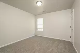 1112 Highstone Dr, Greensboro, NC 27406 - Photo 11